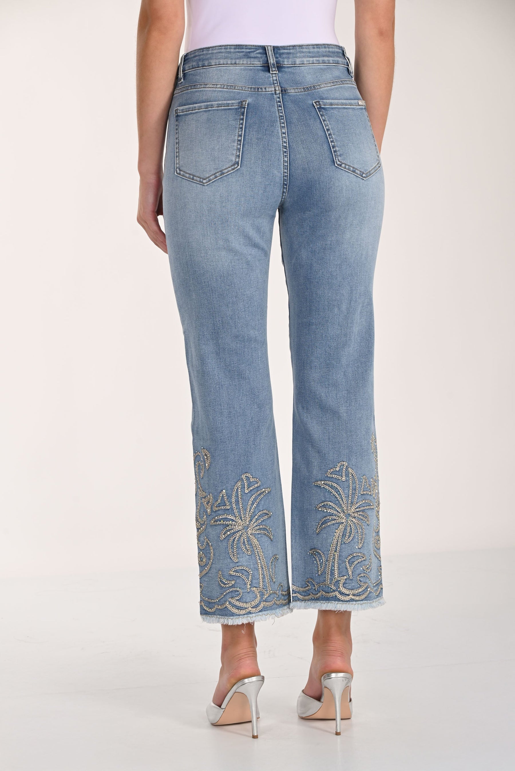 Mid-Rise Cropped Jeans with Palm Floral Print