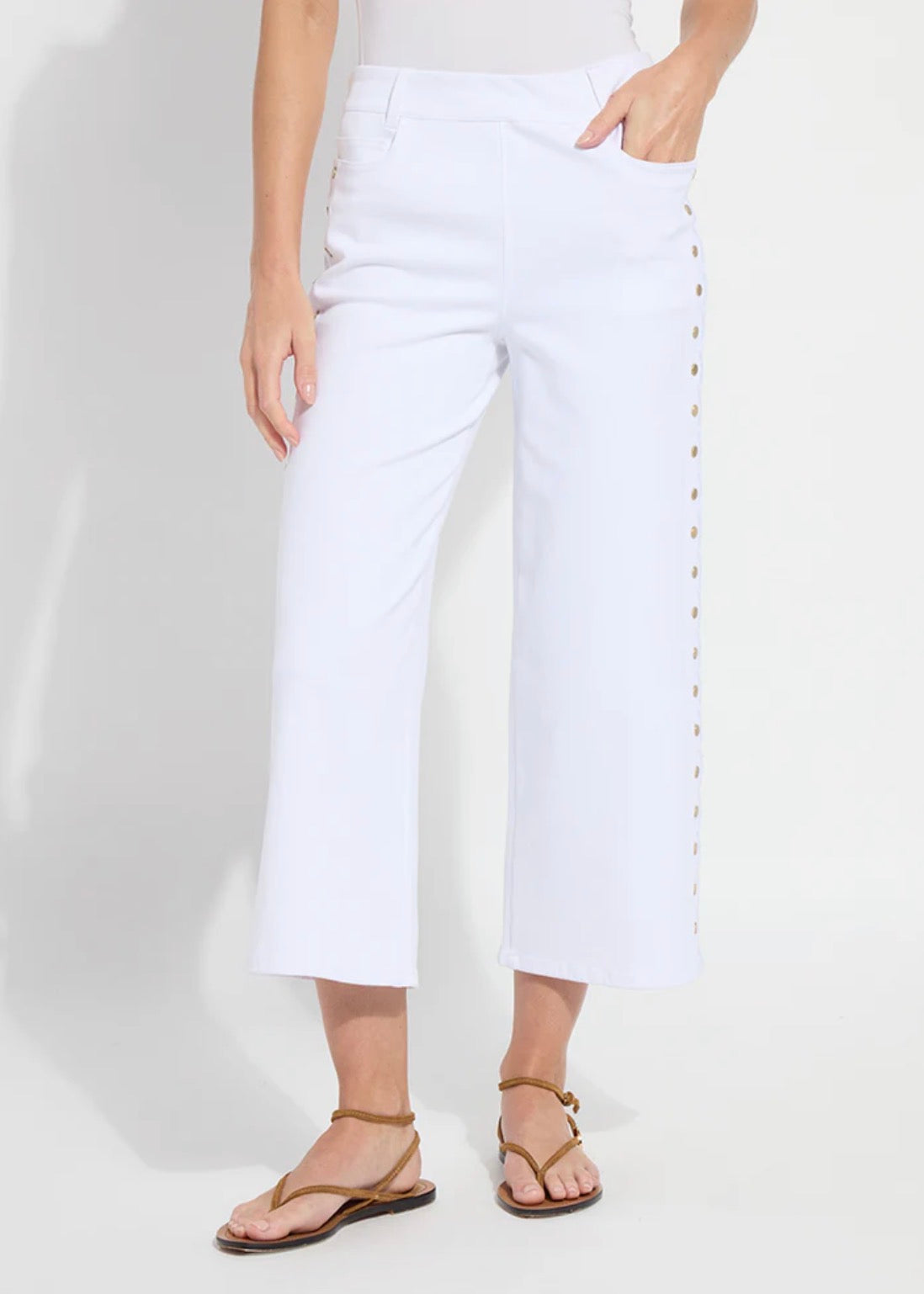 Willa Scallop Studded Crop Denim (25" Inseam)