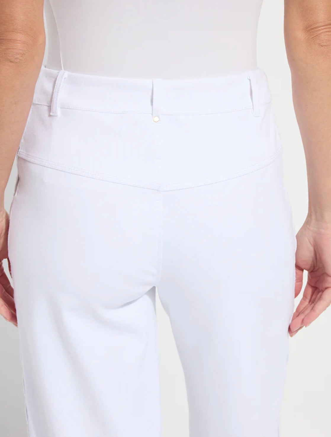Willa Scallop Studded Crop Denim (25" Inseam)